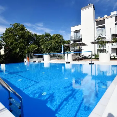 Nadmorskie Tarasy Navigator Baseny Sauna, Silownia Gratis Kołobrzeg Zewnętrze zdjęcie